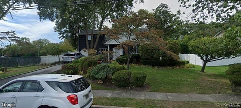 440 Spangle Drive North Babylon NY 11703