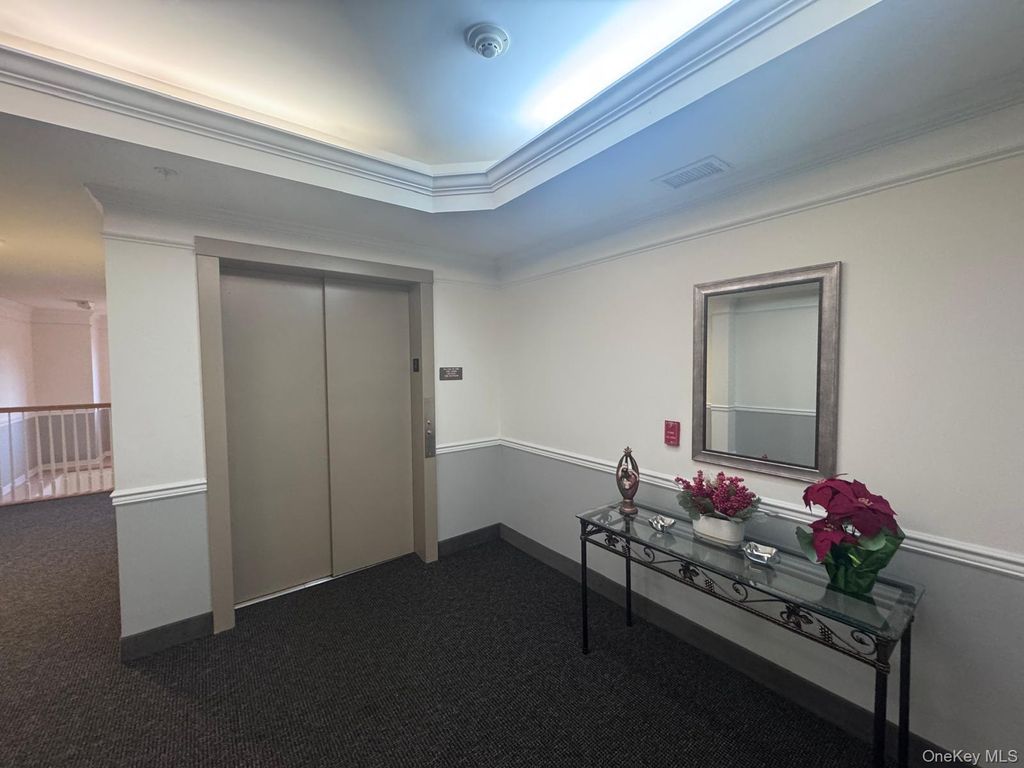 Photo of 30 N De Baun Avenue #204, Suffern, NY 10901 (MLS # 947910)