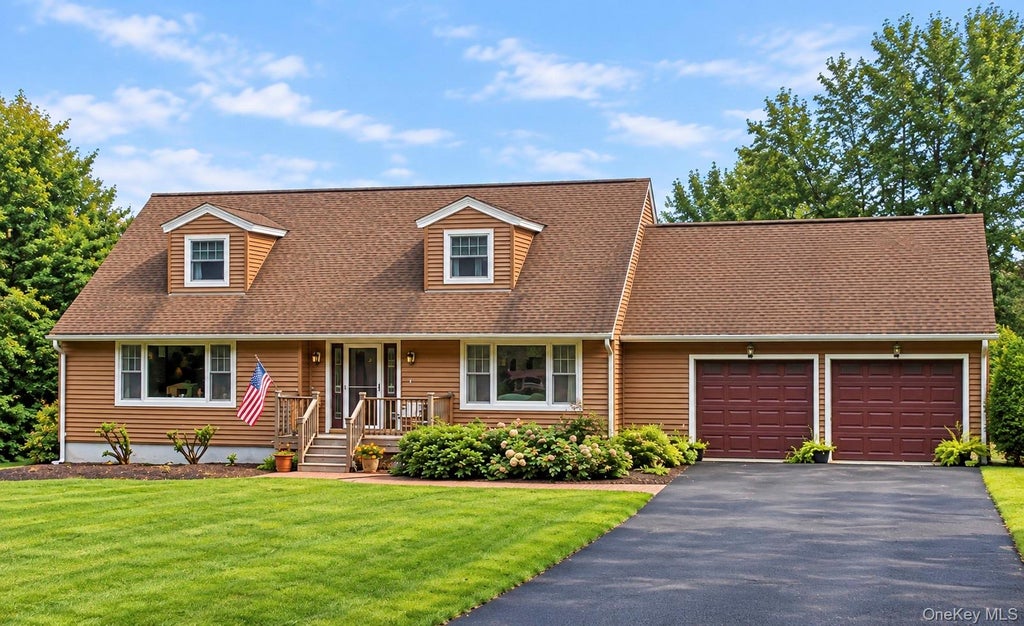Photo of 122 Agor Lane, Mahopac, NY 10541 (MLS # 1064753)