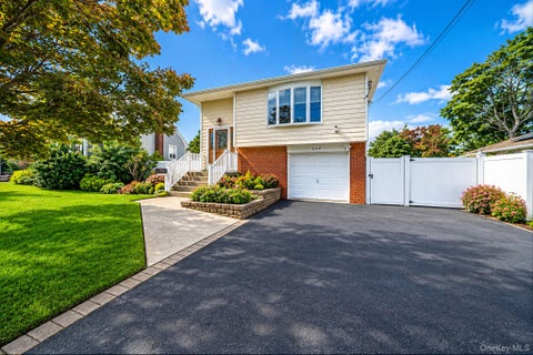 Photo of 244 Baylawn Avenue, Copiague, NY 11726 (MLS # 1059275)