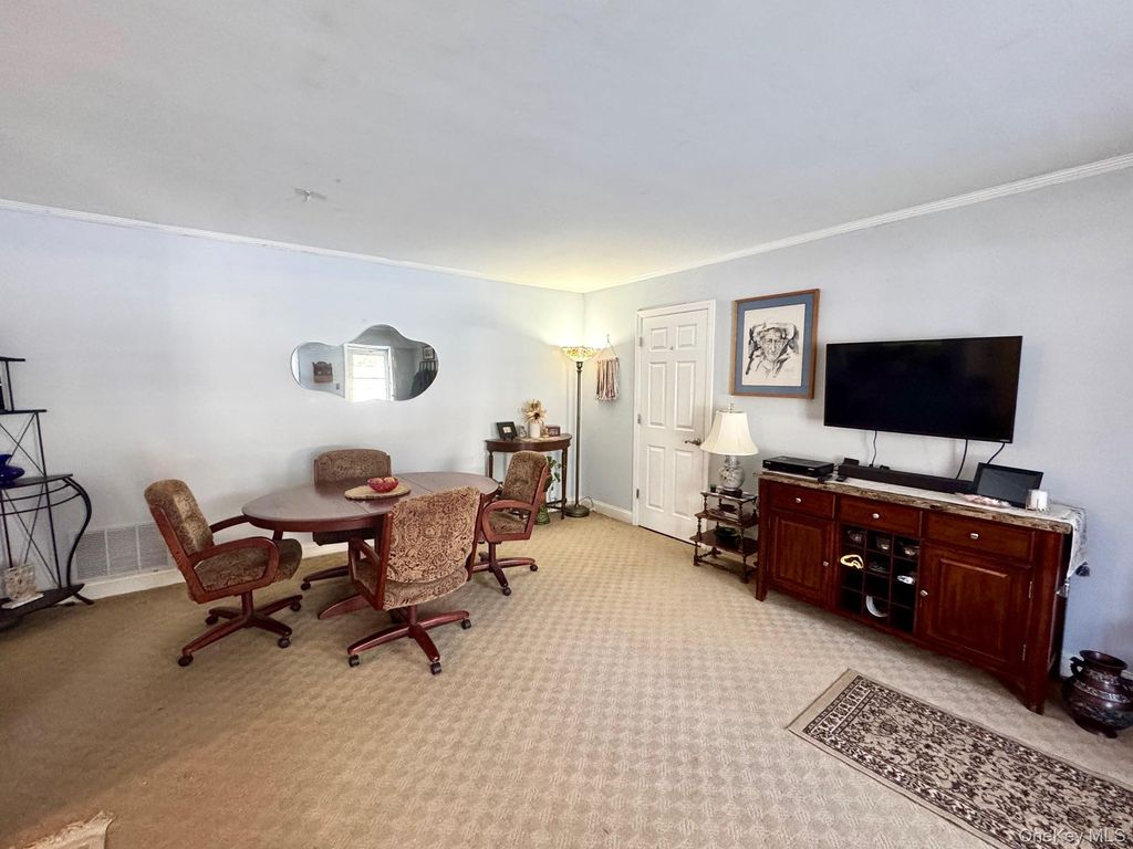 Photo of 1 Aspen Court #1, Coram, NY 11727 (MLS # 966112)