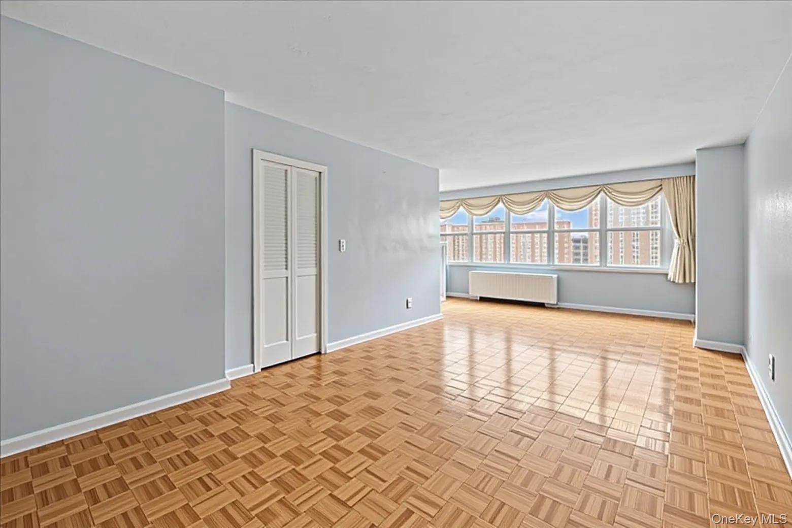 555 Kappock Street 11G