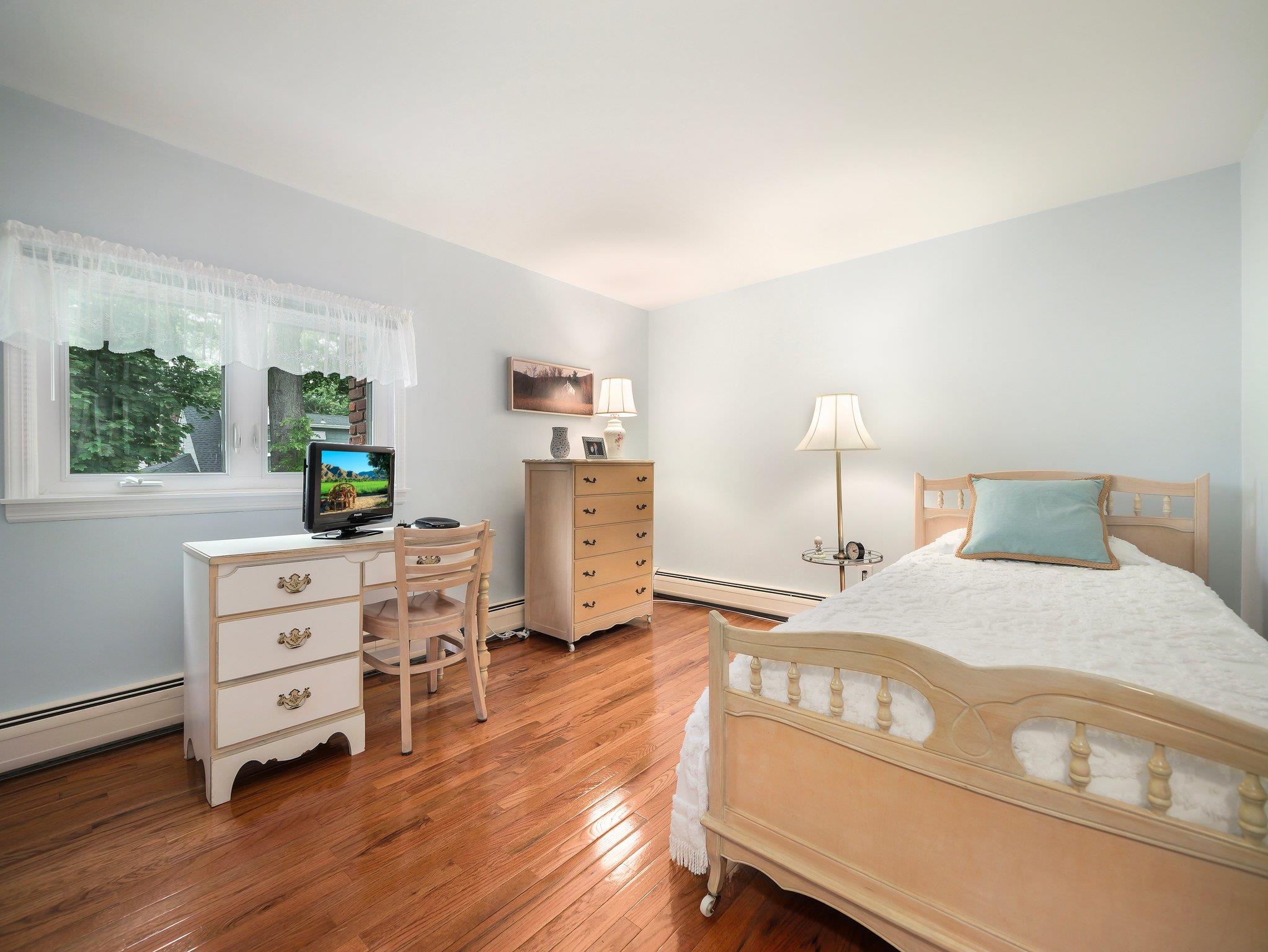 121 Bogert Avenue, Pearl River, New York image 27