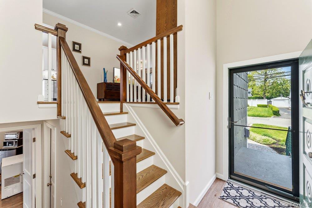 28 Satinwood Road