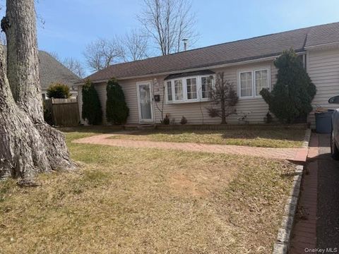 30 Tamarack Street, Central Islip, NY 11722 - MLS#: 975191