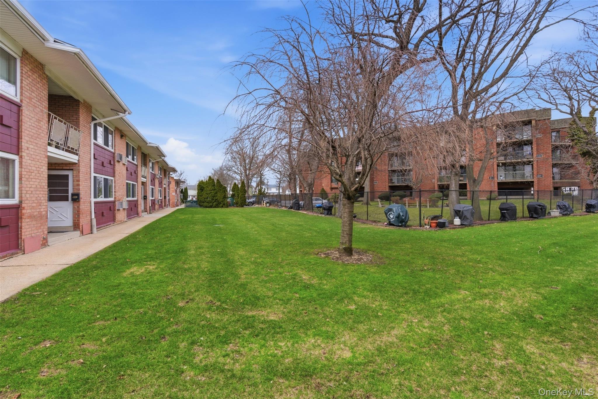 400 Fulton Street 3B