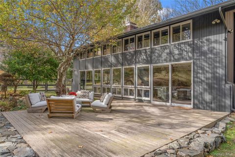 Tiny photo for 5 S Bedford Road, Pound Ridge, NY 10576 (MLS # 996496)