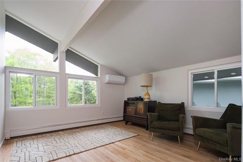 Tiny photo for 5 S Bedford Road, Pound Ridge, NY 10576 (MLS # 996496)
