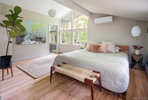 Tiny photo for 5 S Bedford Road, Pound Ridge, NY 10576 (MLS # 996496)