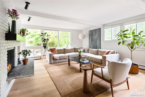 Tiny photo for 5 S Bedford Road, Pound Ridge, NY 10576 (MLS # 996496)