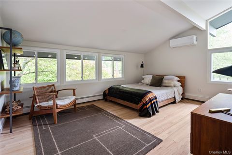 Tiny photo for 5 S Bedford Road, Pound Ridge, NY 10576 (MLS # 996496)