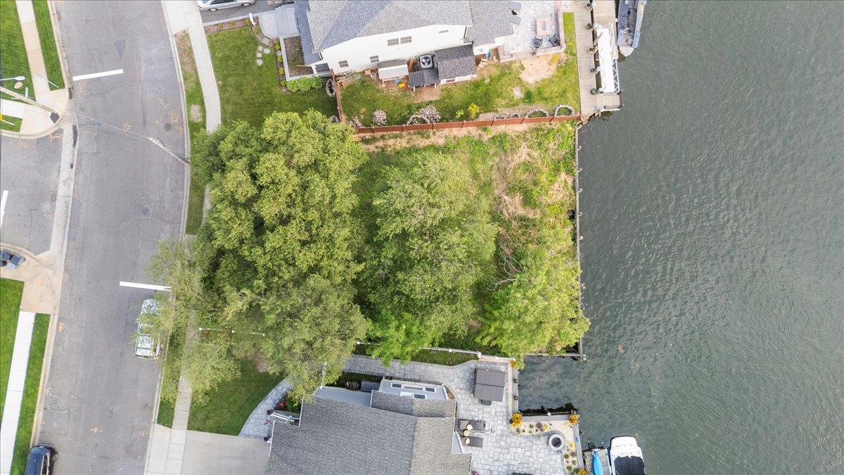 2536 Riverside Drive, Wantagh, New York image 4