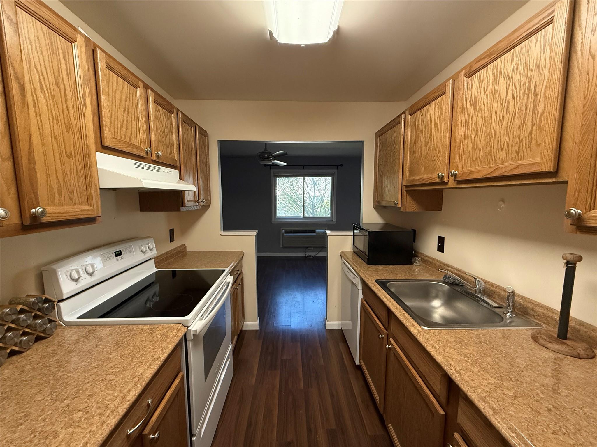Fishkill, New York 12524, United States, 1 Bedroom Bedrooms, ,1 BathroomBathrooms,Residential,Active,117693