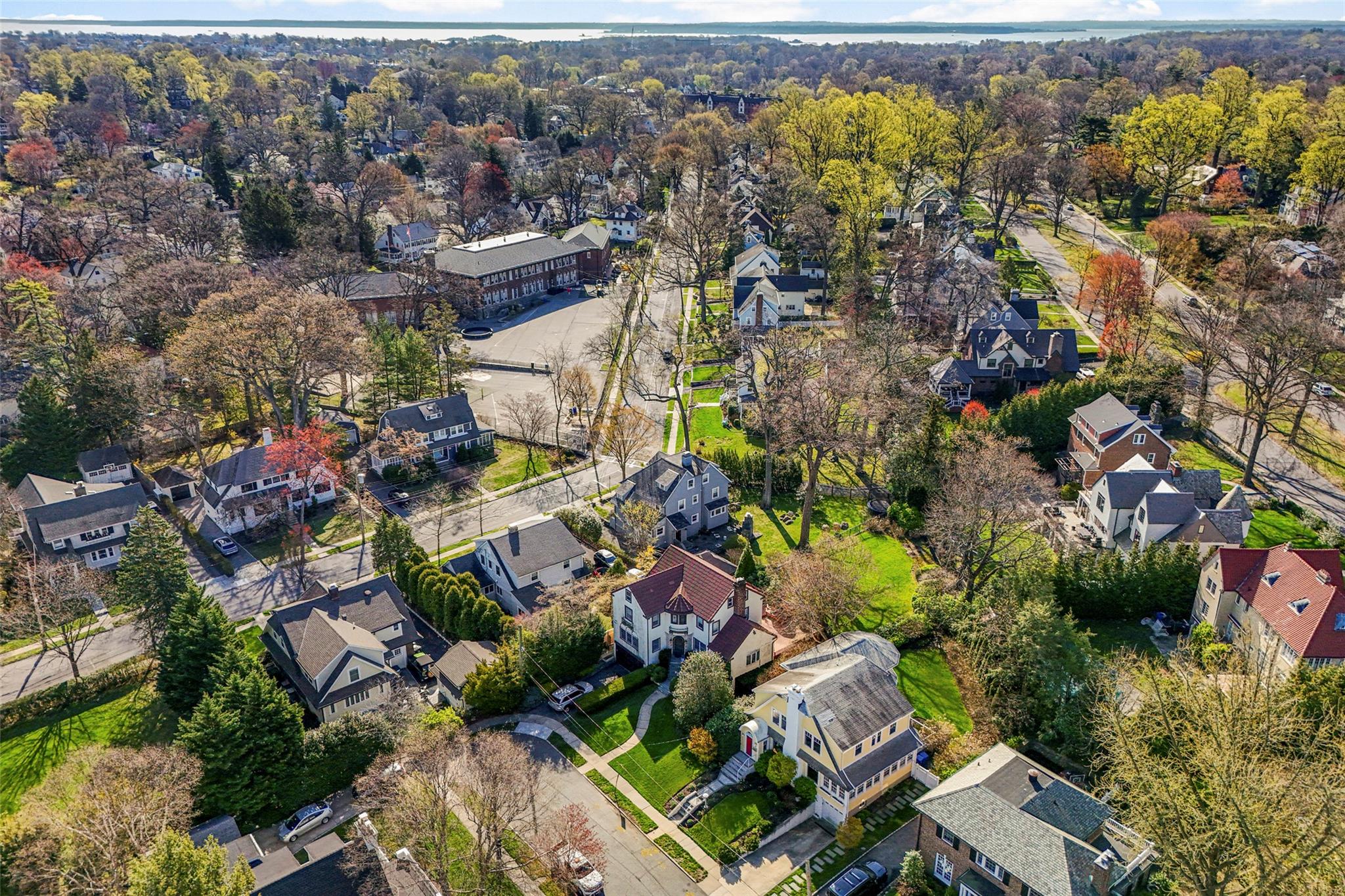 28 Stellar Place, Pelham, New York image 32