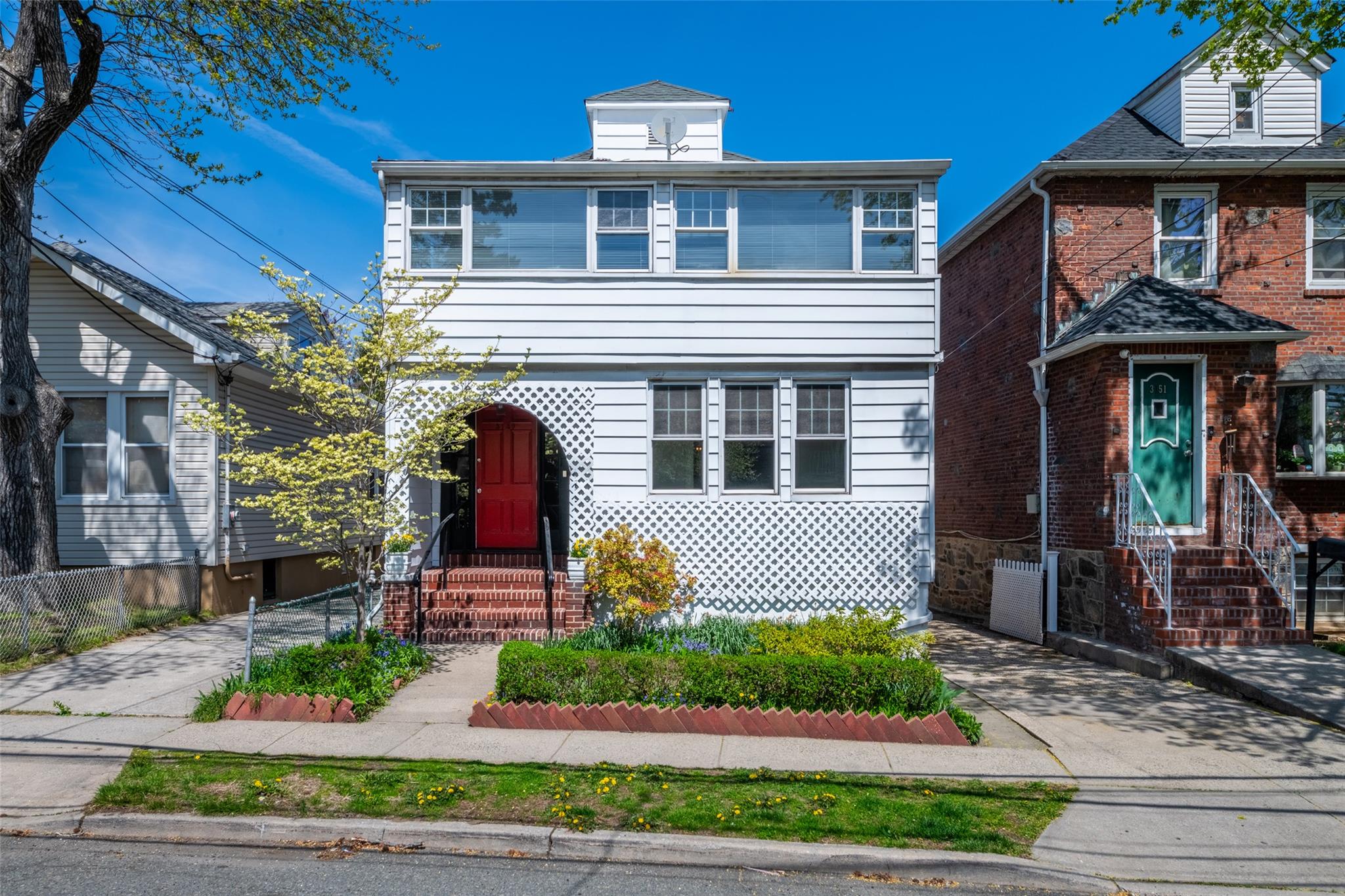 Property for Sale at Country Club Road, Bronx, New York - Bedrooms: 6 
Bathrooms: 2  - $975,000