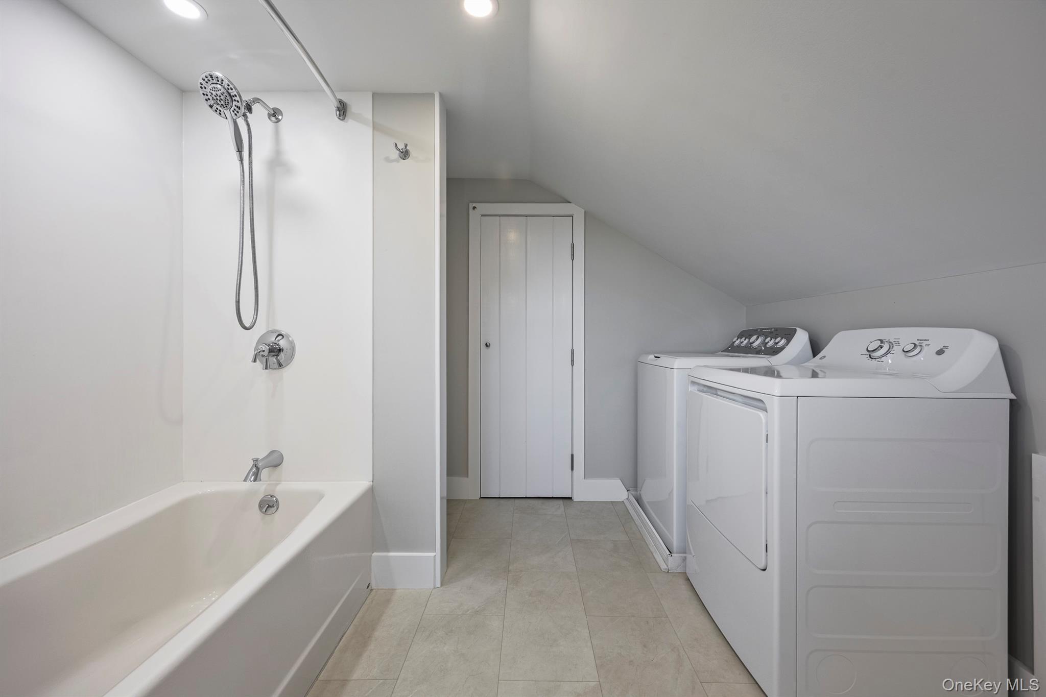 North Salem, New York 10560, United States, 3 Bedrooms Bedrooms, ,2 BathroomsBathrooms,Residential,Active,248949