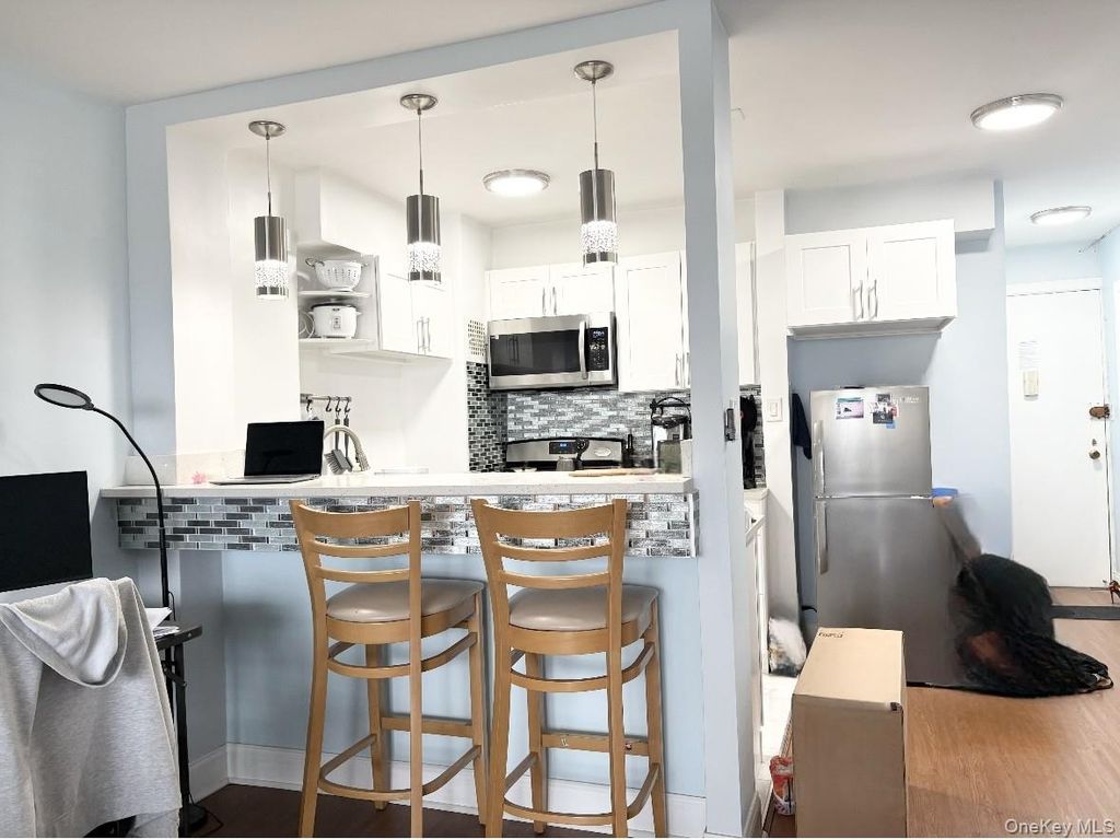 Photo of 61-15 97th Street St #15P, Rego Park, NY 11374 (MLS # 941993)