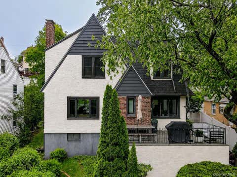 Homes For Sale - 54 Midland Avenue<br/> Yonkers, NY 10705