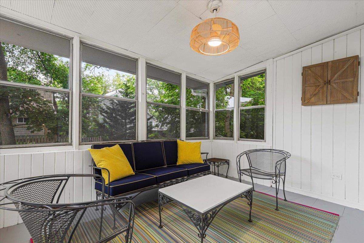 60 Hillcrest Avenue, New Rochelle, New York image 18