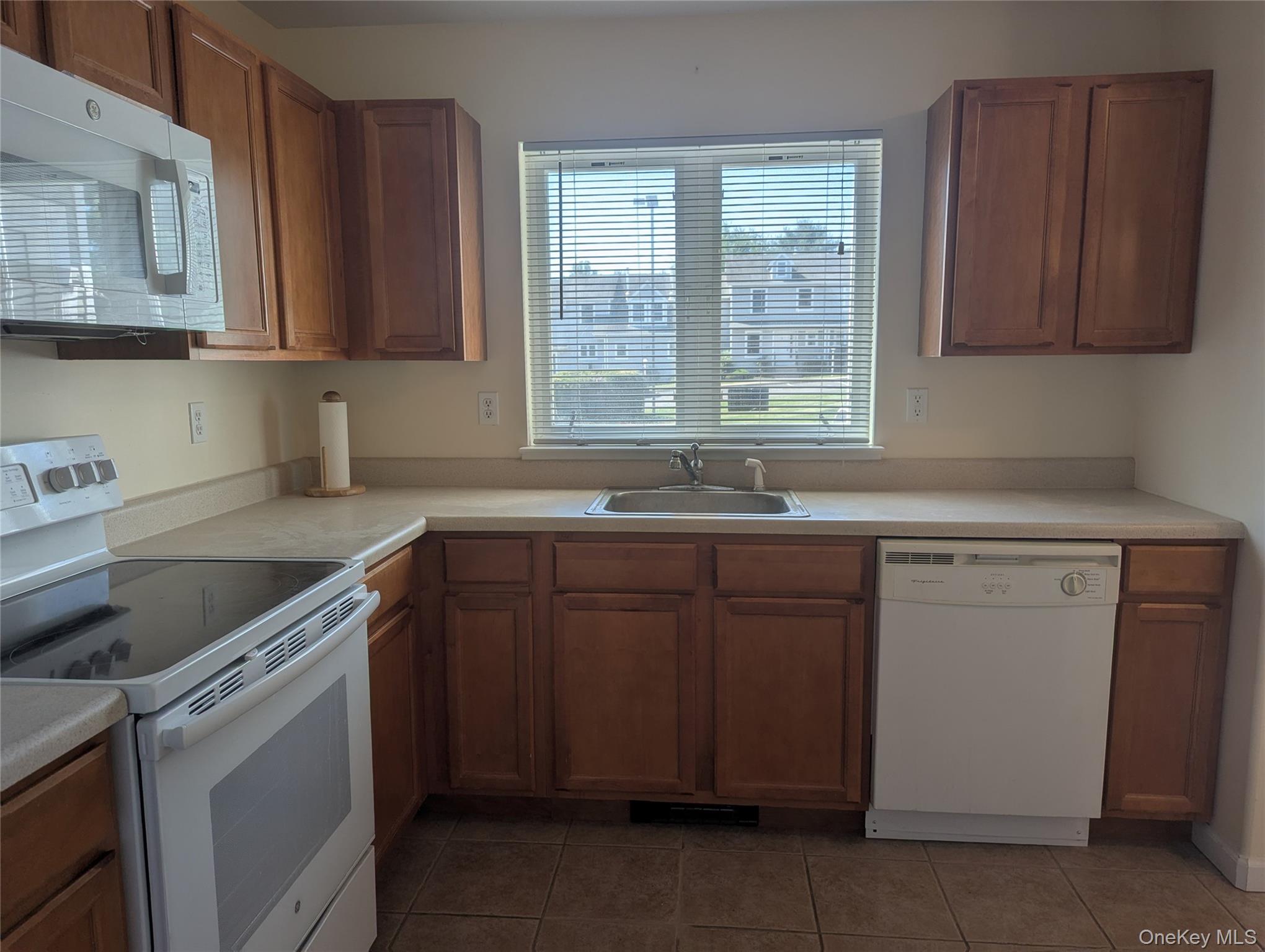 100 Boniface Drive 13D