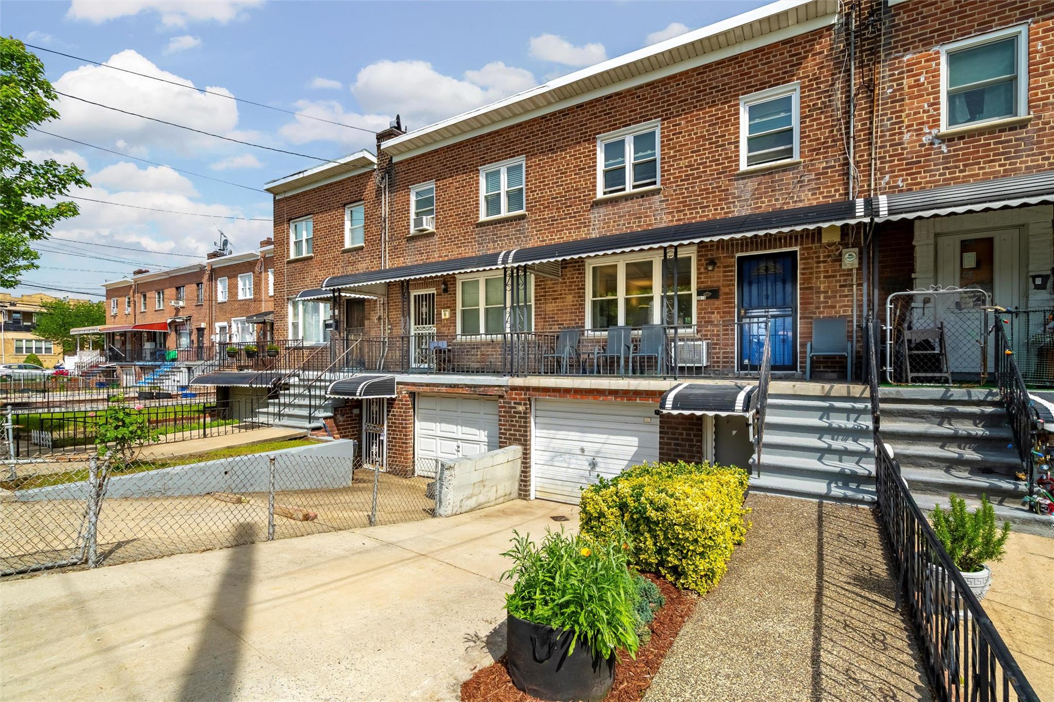Property for Sale at La Salle Avenue, Bronx, New York - Bedrooms: 3 
Bathrooms: 2 
Rooms: 7  - $675,000
