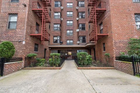 Photo of 88-10 32nd Avenue #304, East Elmhurst, NY 11369 (MLS # 948029)