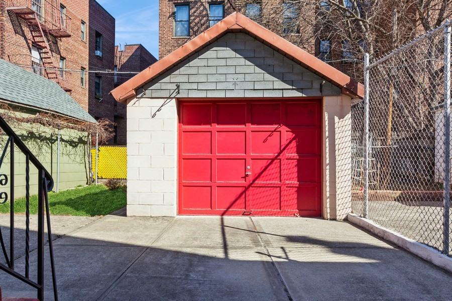 62-69 Booth Street St, Rego Park, New York image 21