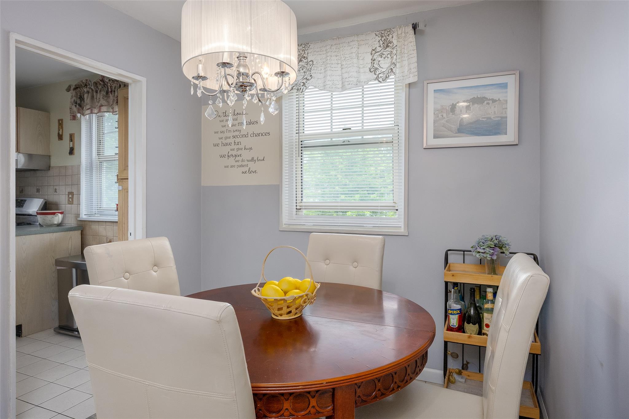 6030 251st Street Upper