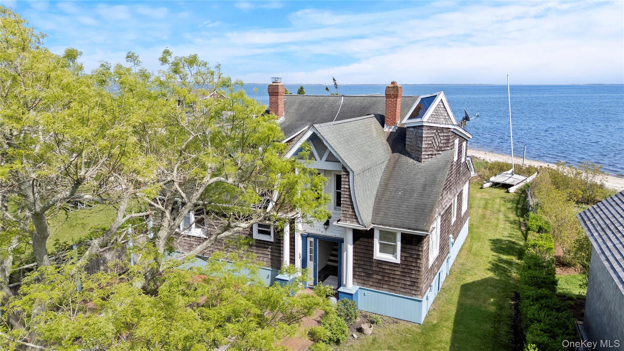 4 Shore Road