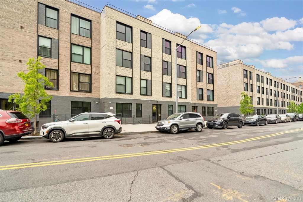 Photo of 1731 Lacombe Avenue #3A, Bronx, NY 10473 (MLS # 942720)