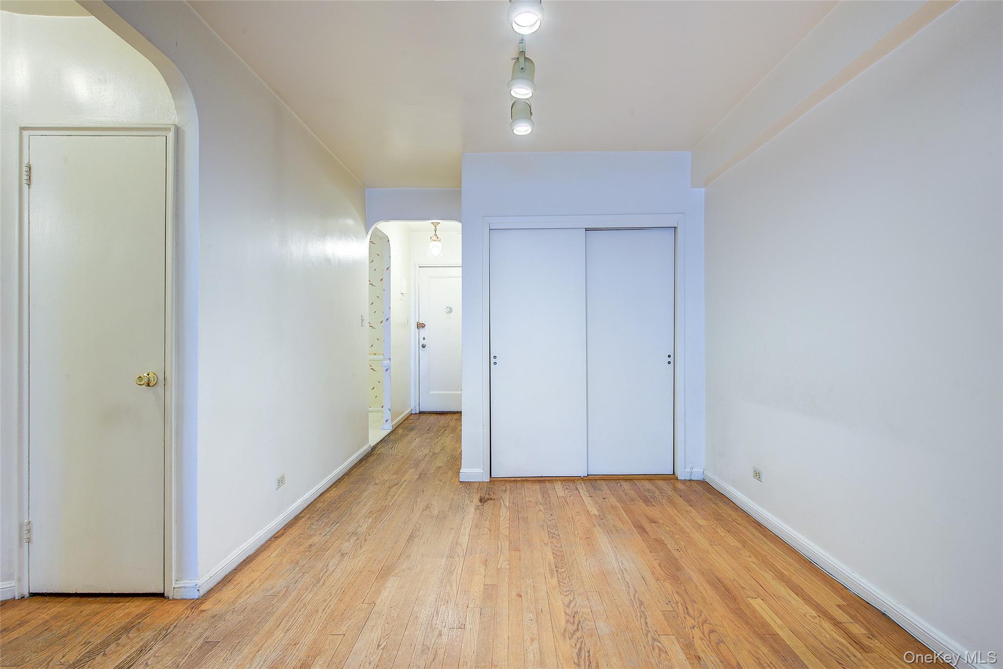 67-87 Booth Street 6J