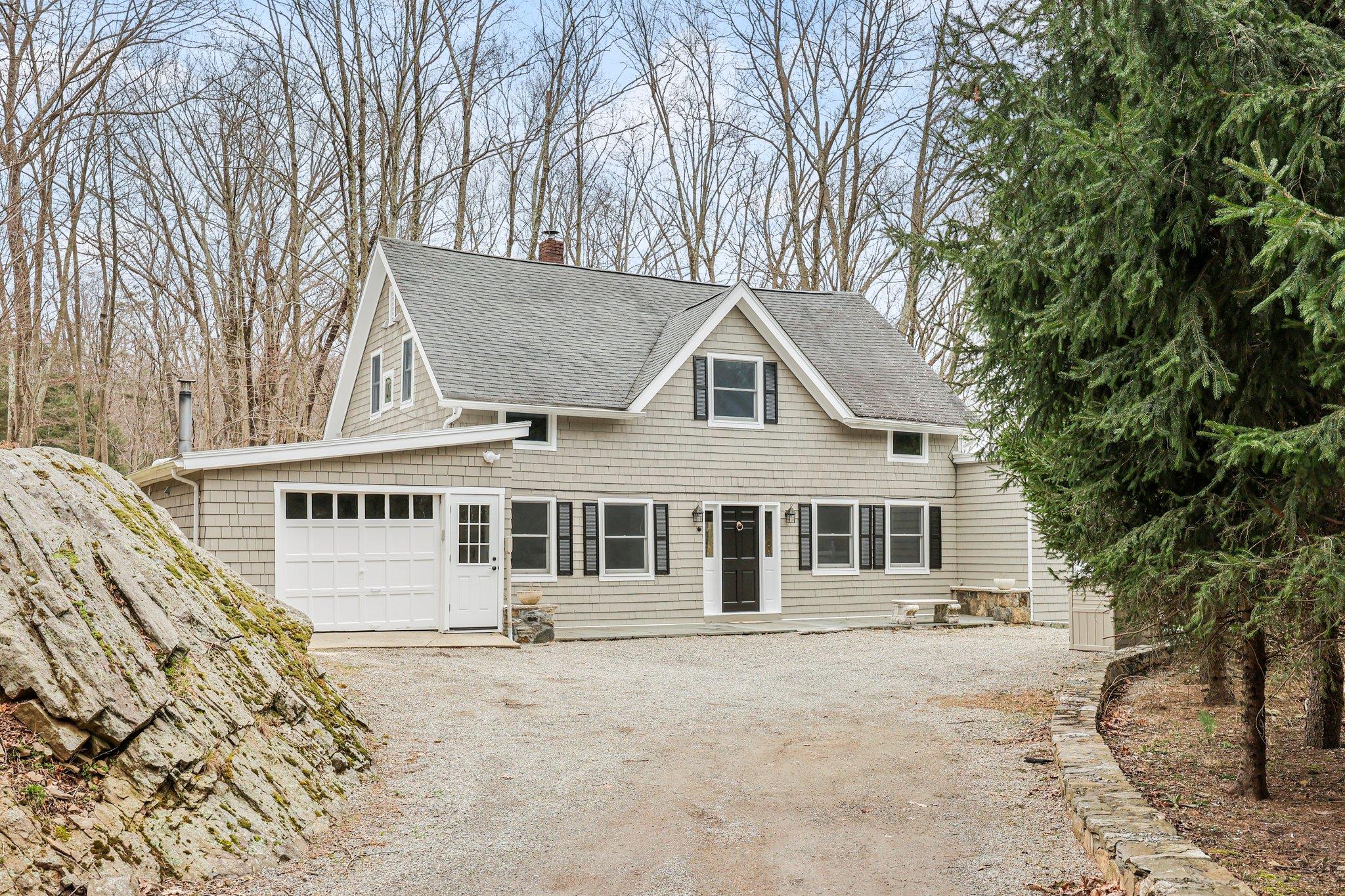 Rental Property at Lake Ridge Road, Bedford Corners, New York - Bedrooms: 3 
Bathrooms: 3 
Rooms: 7  - $6,500 MO.