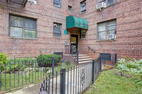 Photo of 44-11 Macnish Street #4A, Elmhurst, NY 11373 (MLS # 1064017)