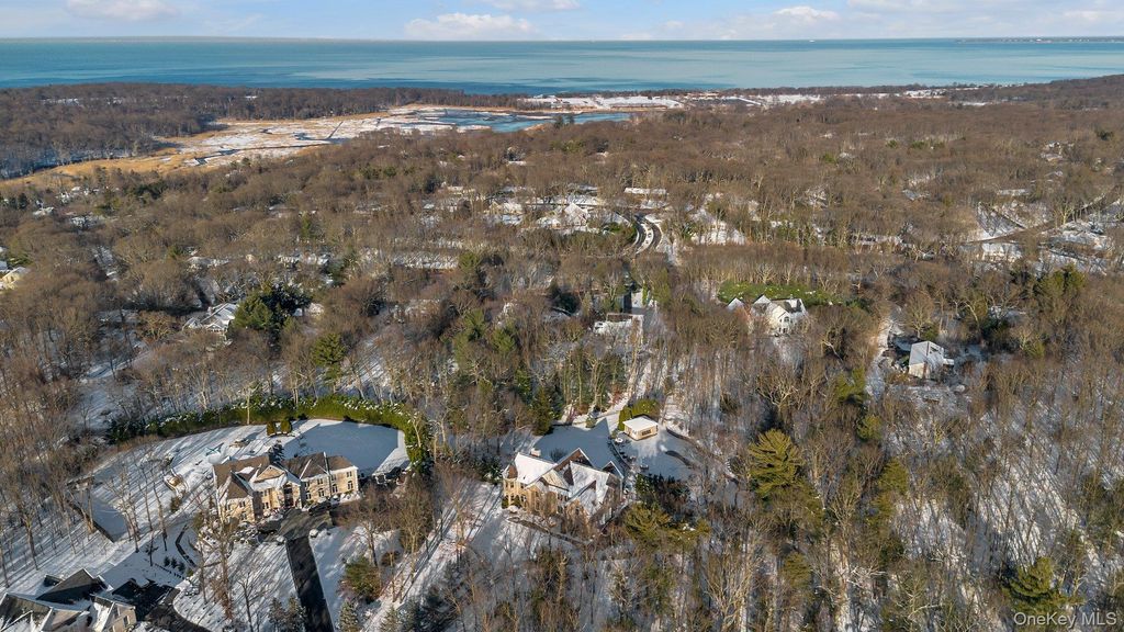 Photo of 7 Pitch Pine Court, Northport, NY 11768 (MLS # 943516)