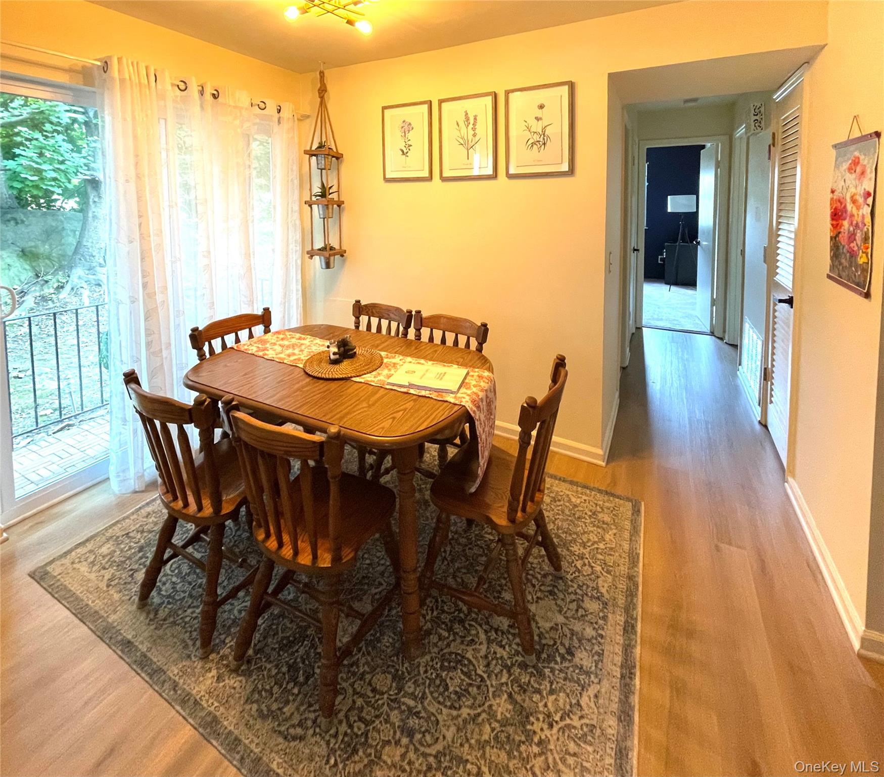 276 Temple Hill Road 2207