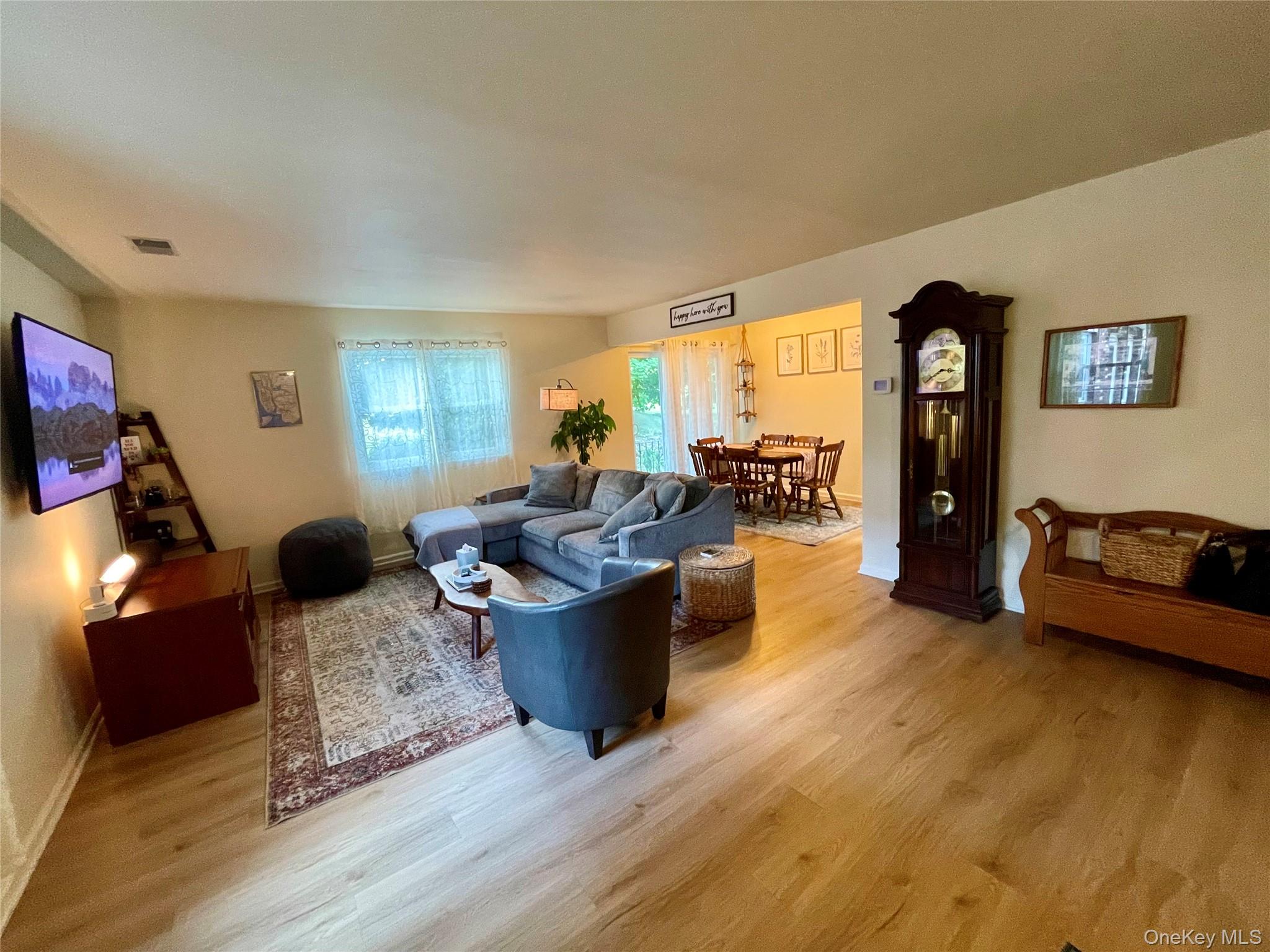 276 Temple Hill Road 2207
