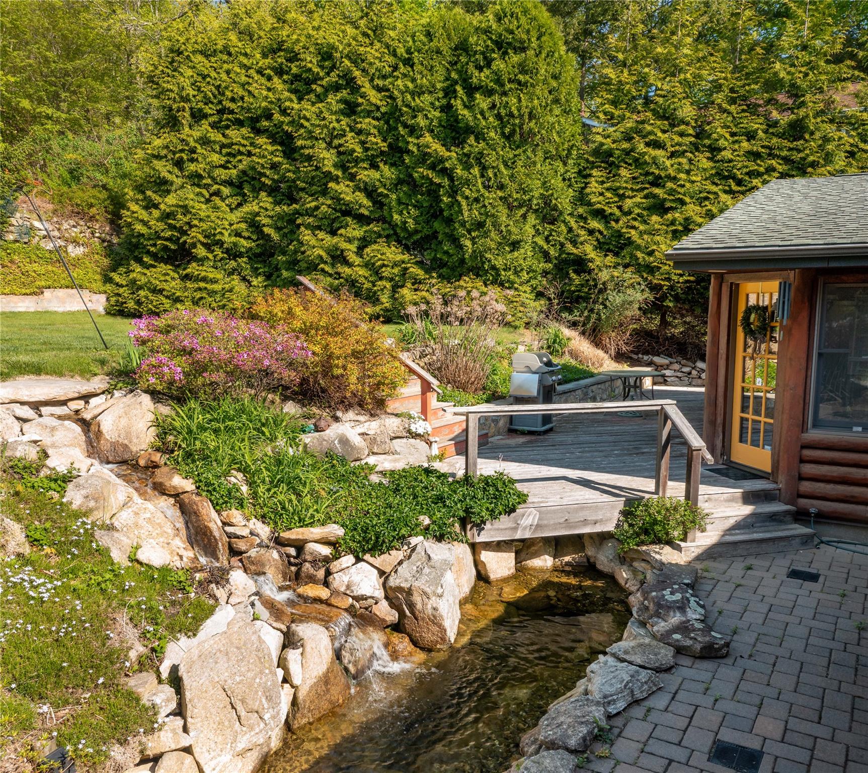 81 N Lakeview Drive, Holmes, New York image 9