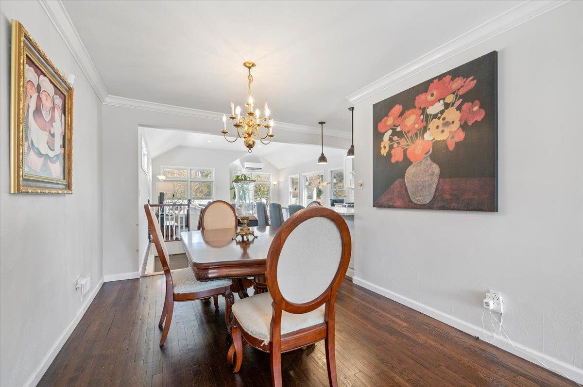54 Circle Drive, Syosset, New York image 16