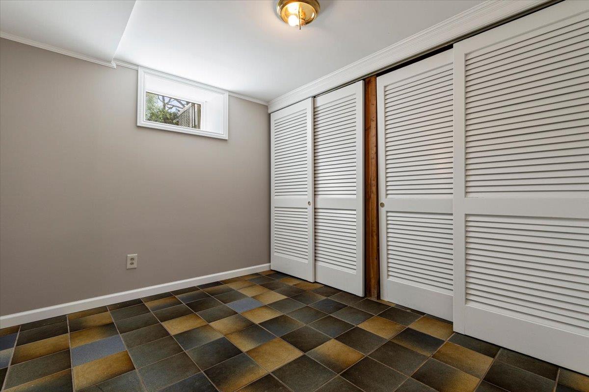 17 Lark Avenue, White Plains, New York image 31