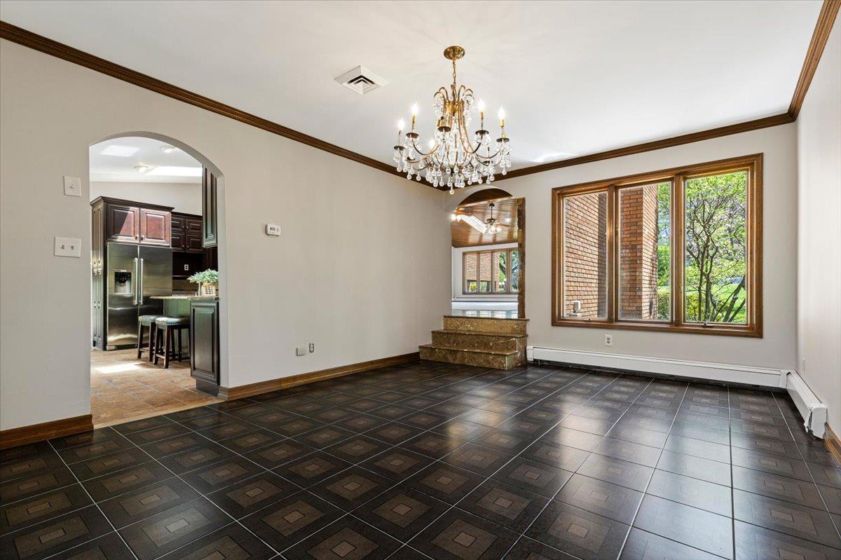 17 Lark Avenue, White Plains, New York image 15