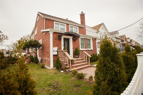 Multifamily For Sale - 11601 221st Street<br/> Cambria Heights, NY 11411