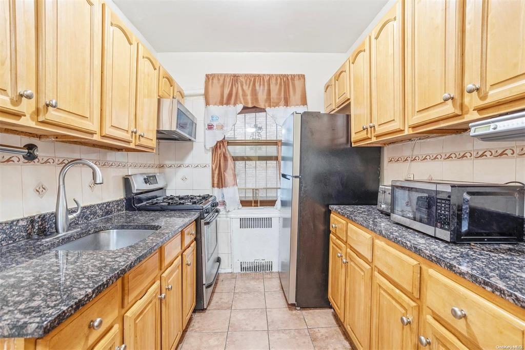 92-11 35th Ave Ave #1N, Jackson Heights, New York image 4