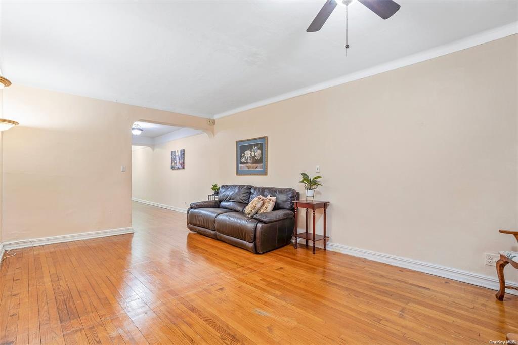 92-11 35th Ave Ave #1N, Jackson Heights, New York image 8
