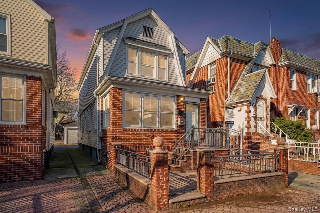 Photo of 846 E 48th Street, Brooklyn, NY 11203 (MLS # 980184)