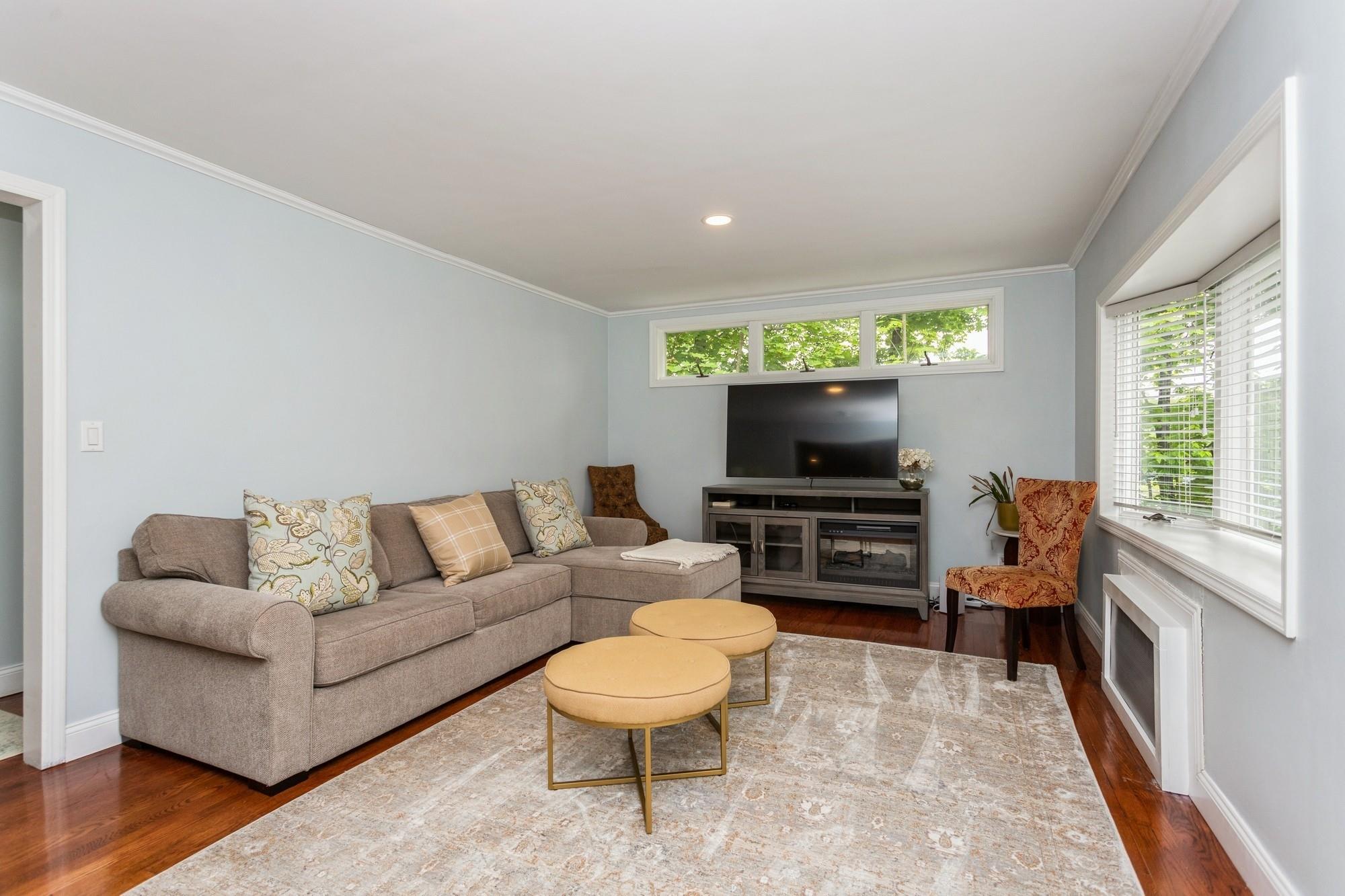 309 Chatterton Parkway, Hartsdale, New York image 4