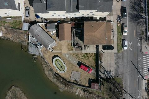 Multifamily For Sale - 306 Seagirt Avenue<br/> Far Rockaway, NY 11691