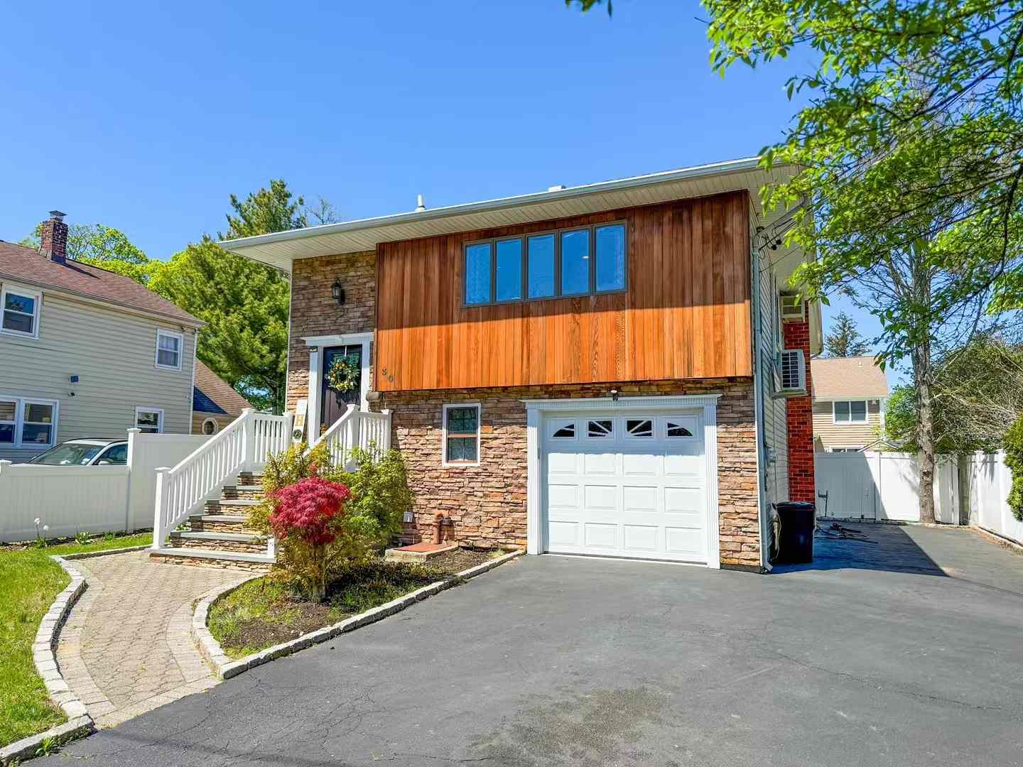 30 Devine Avenue, Syosset, New York image 3