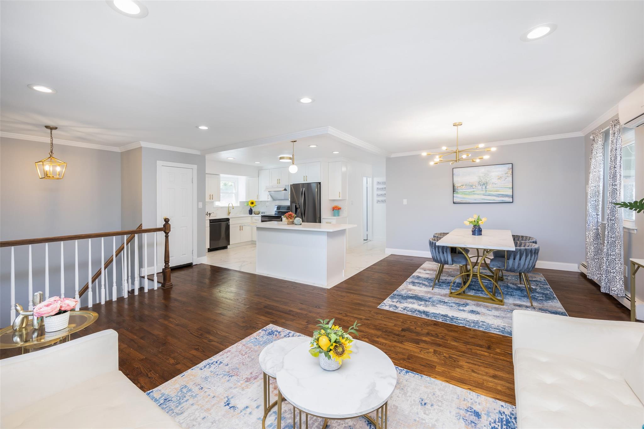 30 Devine Avenue, Syosset, New York image 17