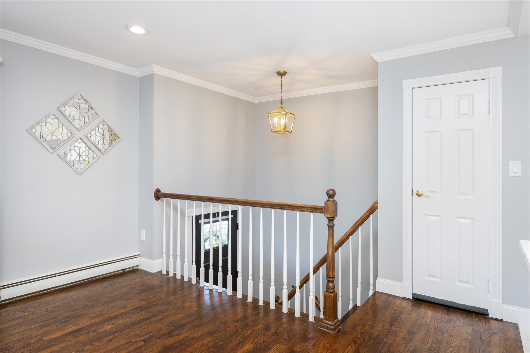 30 Devine Avenue, Syosset, New York image 10