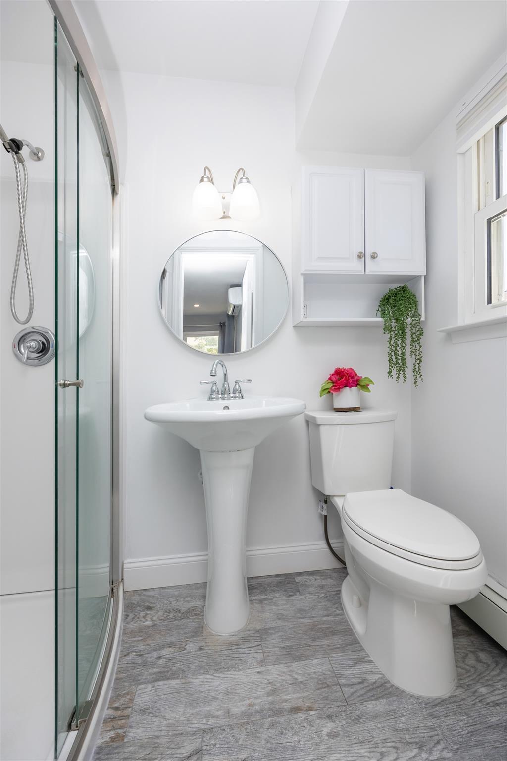 30 Devine Avenue, Syosset, New York image 24